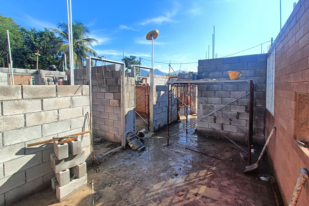 rumah bungalow CMU